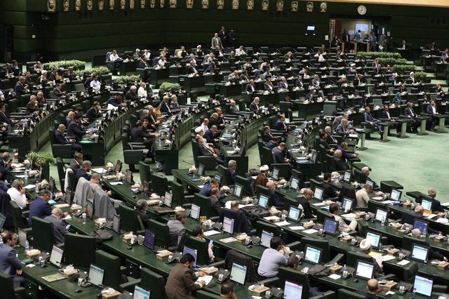 ردپای ارز در تحقیق و تفحص از سازمان غذا و دارو؛ ابهام در تخصیص منابع ارزی